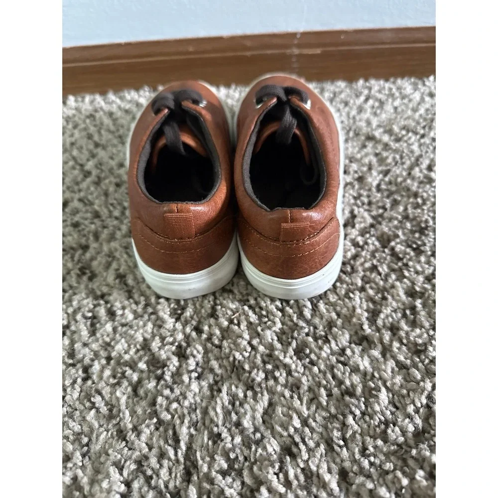 Old Navy Boys Brown Faux-Leather Oxford Sneakers Size 13